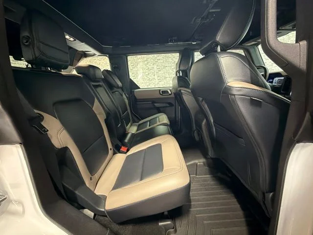 Used 2024 White Ford Wildtrak image 12