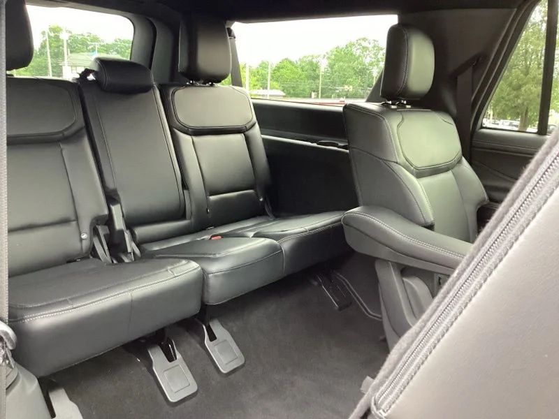 New 2026 Gray Ford Platinum image 13