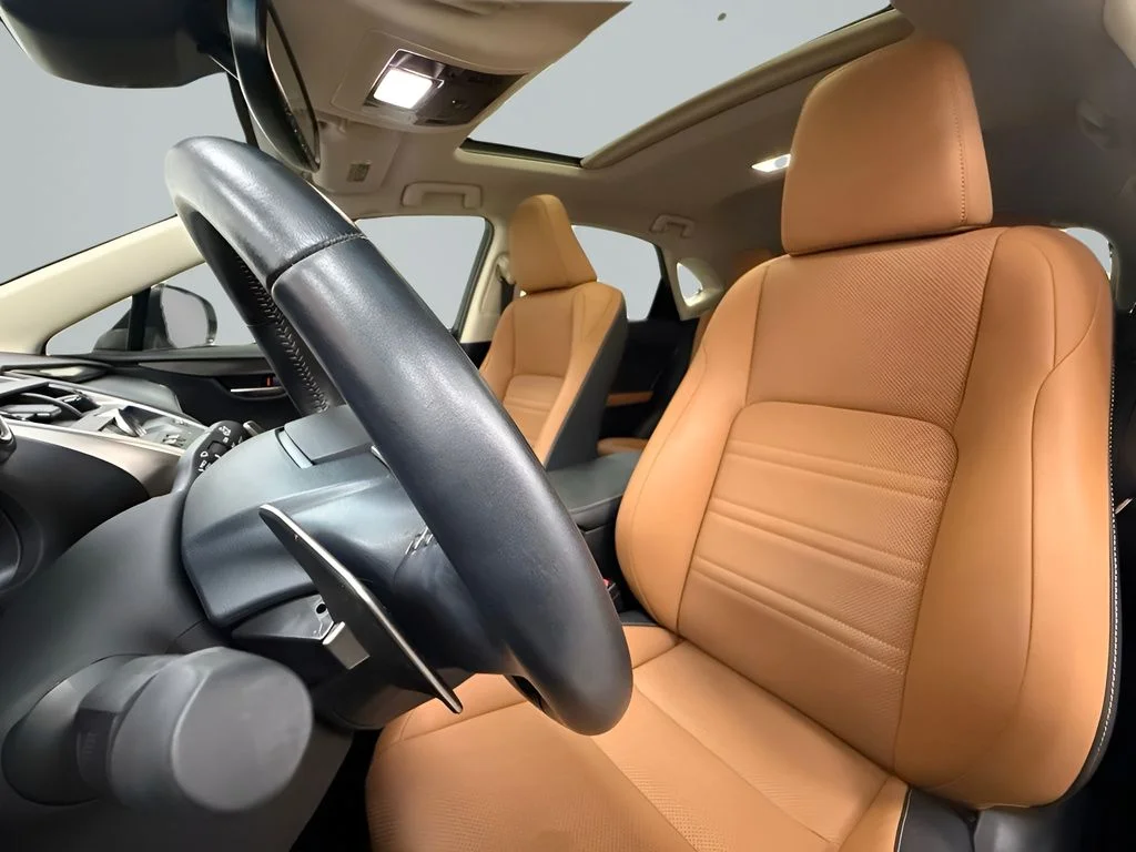 Used 2019 White Lexus 300 Base image 12