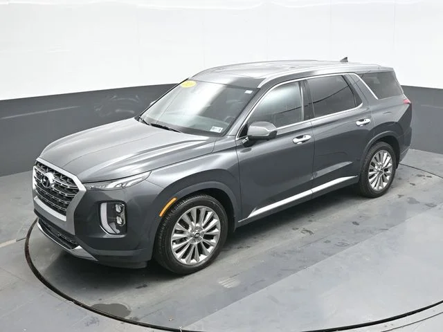 Used 2020 Green Hyundai Limited image 13