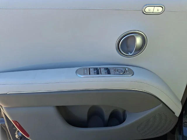 New 2027 Gray Hyundai Calligraphy image 8