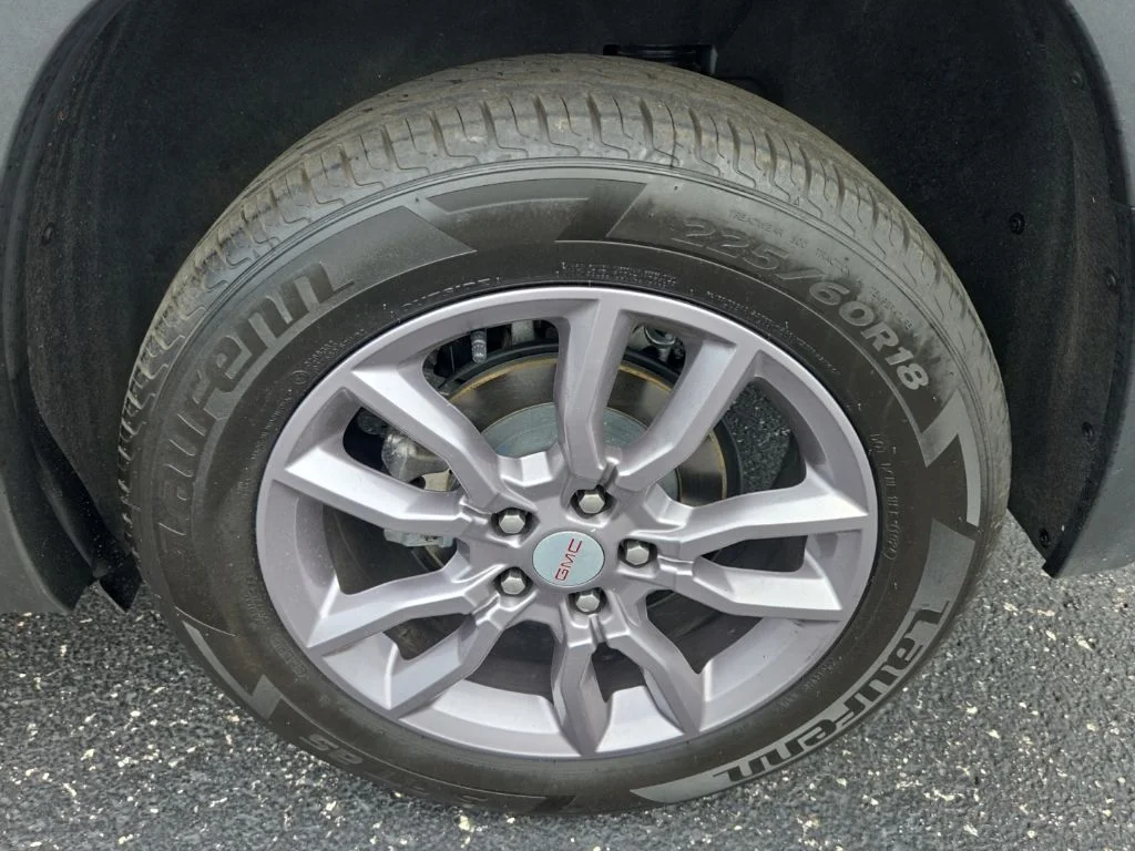 2023 GMC Terrain SLT - Photo 18