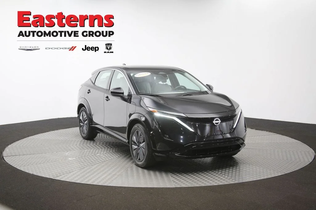 Used 2023 Black Nissan ENGAGE image 51