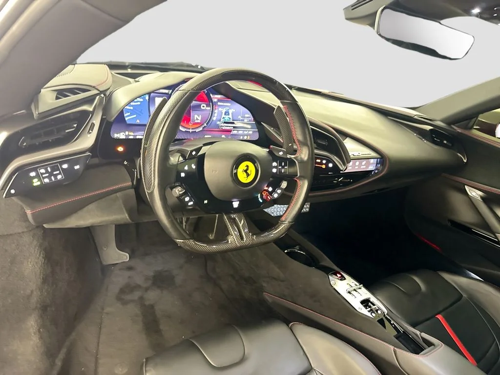 Used 2023 Red Ferrari  image 9