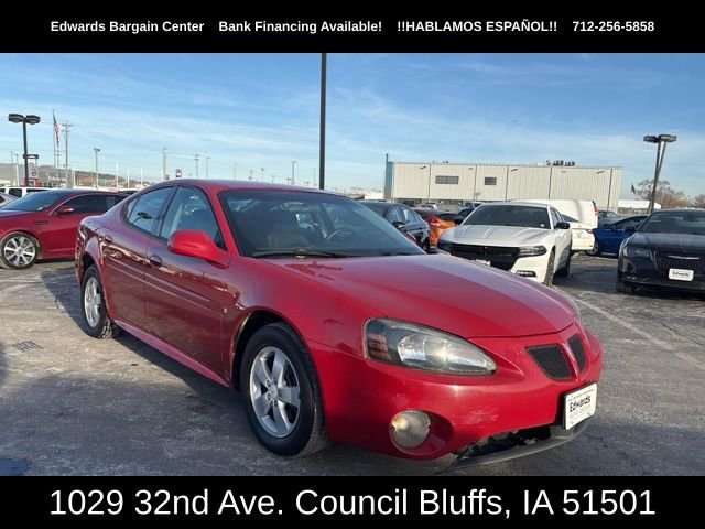 Used 2008 Pontiac Grand Prix GP with VIN 2G2WP552X81132796 for sale in Council Bluffs, IA