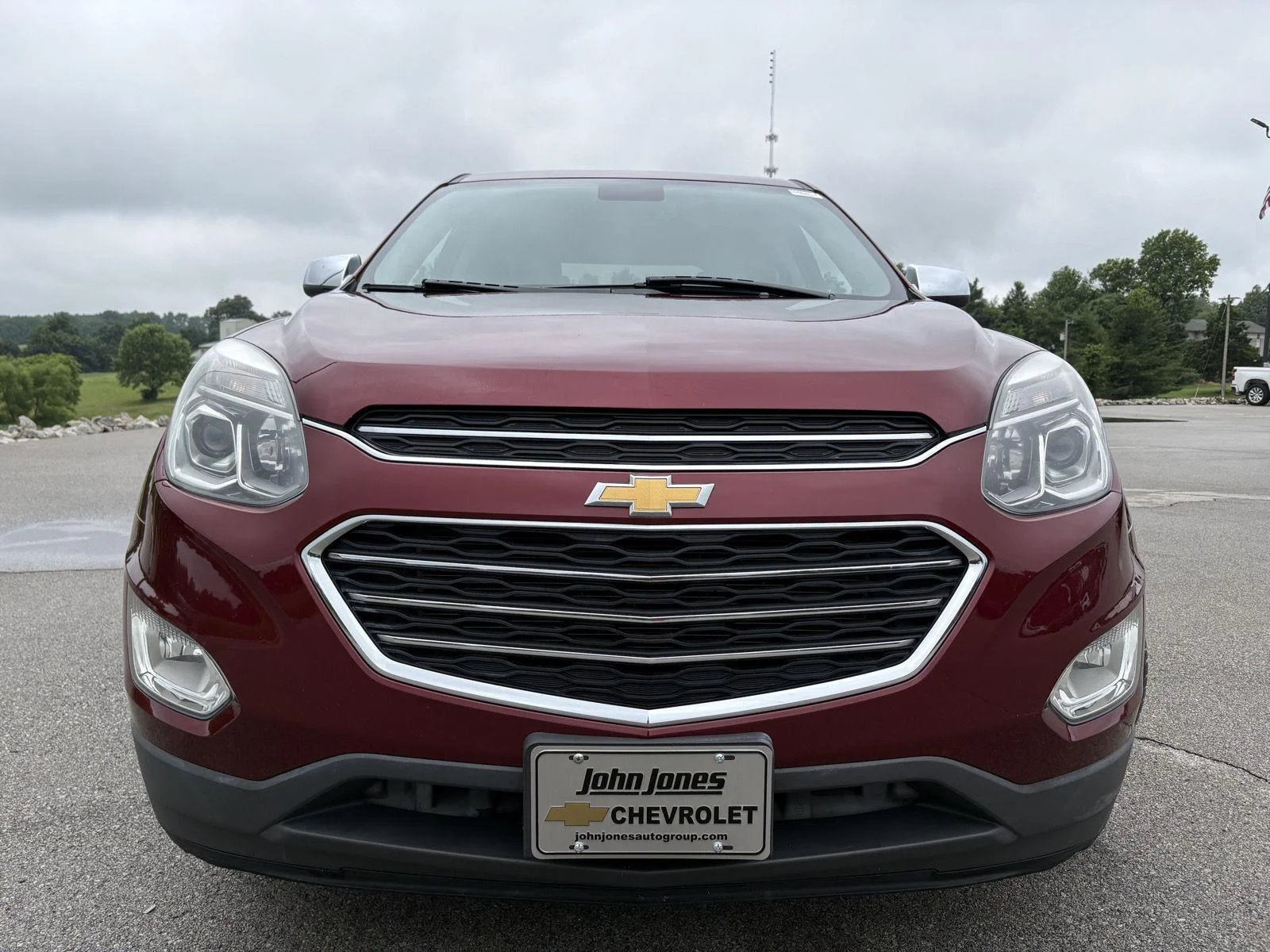 Used 2017 Siren Red Tintcoat Chevrolet Premier image 18