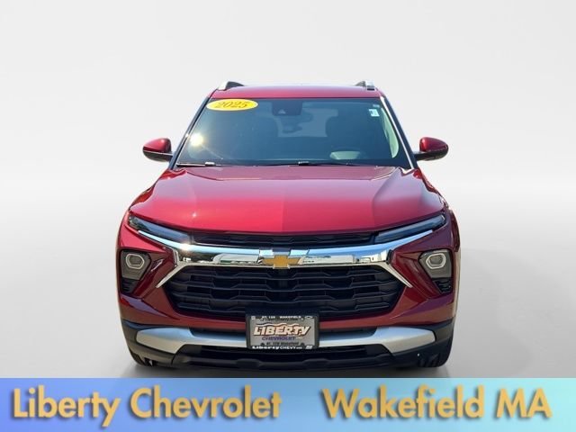 Used 2025 Crimson Metallic Chevrolet LT image 4