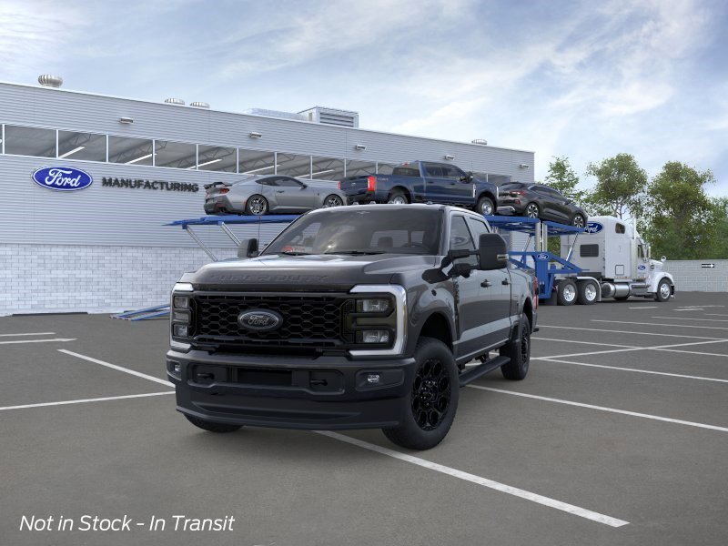 New 2026 Agate Black Metallic Ford XLT image 2