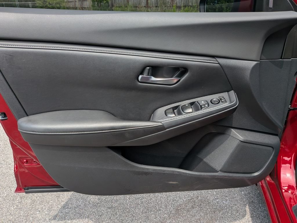 Used 2020 Red Nissan SV image 9