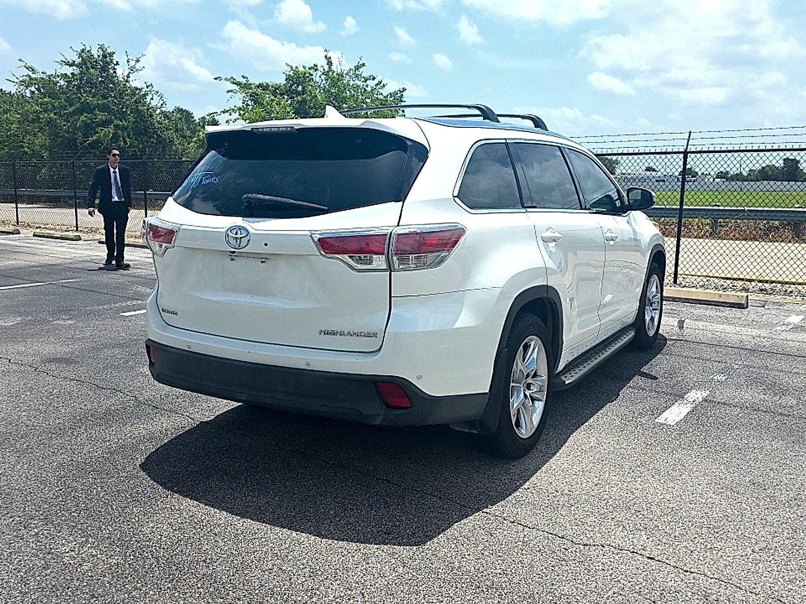 Used 2015 Blizzard Pearl Toyota Limited V6 image 9