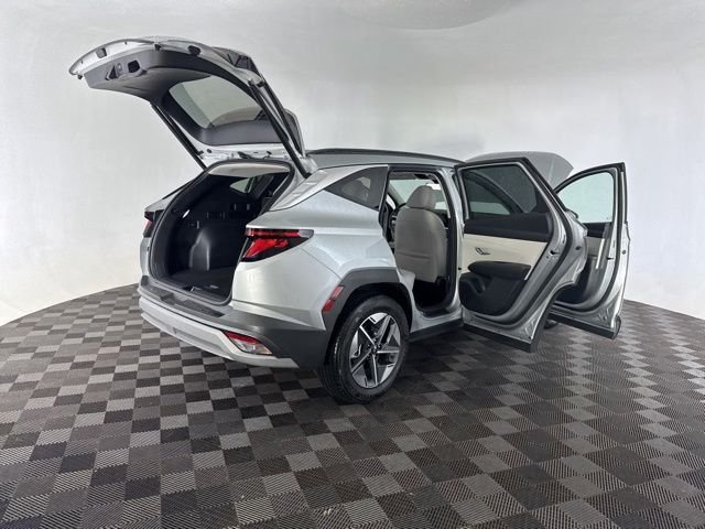 Certified Used 2025 Silver Hyundai SEL image 17
