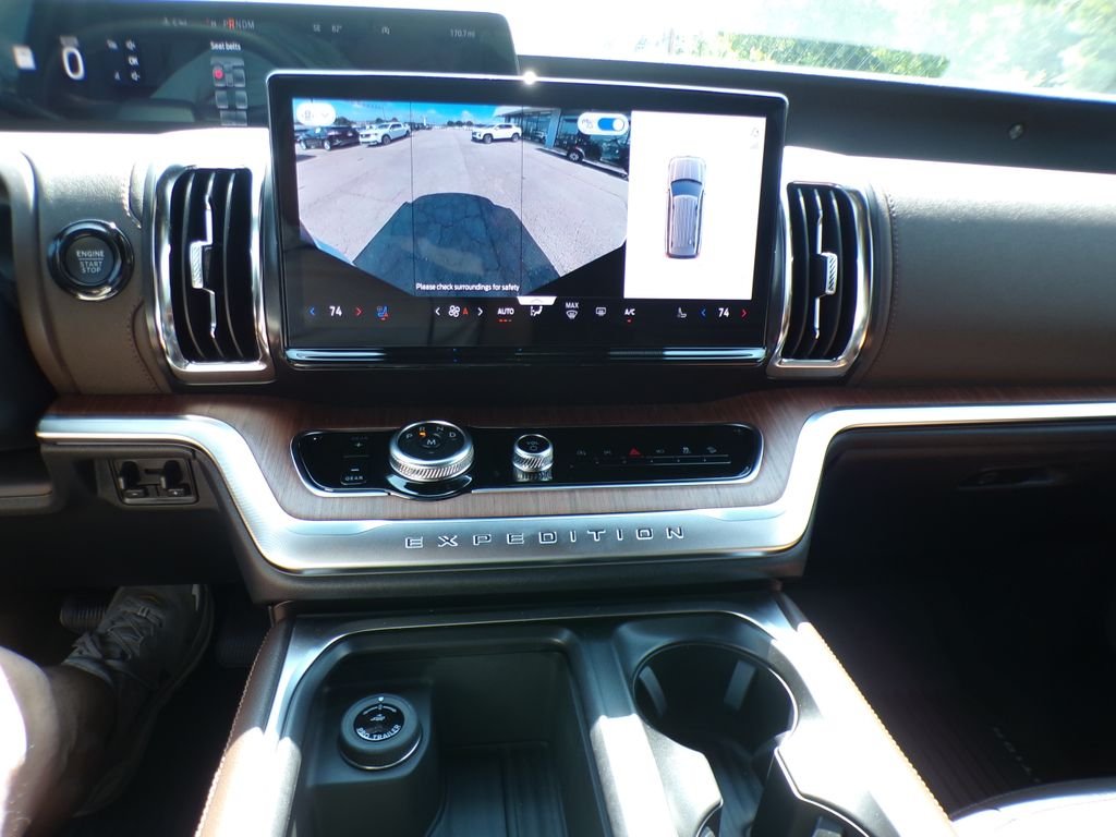 New 2026 Star White Metallic Tri-Coat Ford King Ranch® image 25
