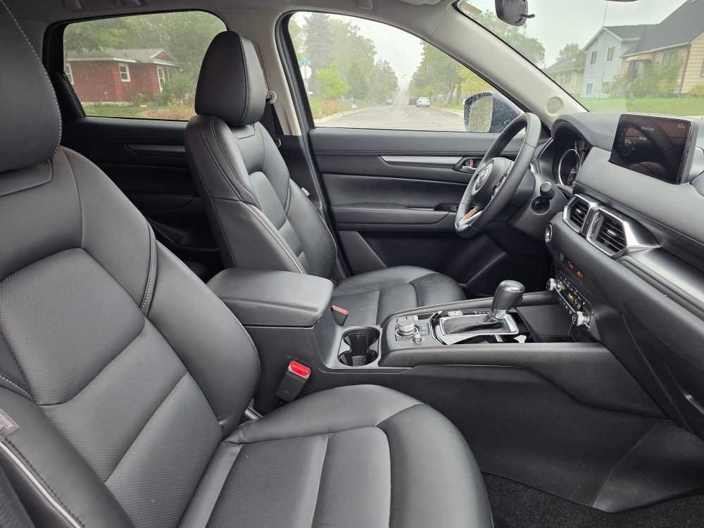 Used 2024 Deep Crystal Blue Mica Mazda 2.5 S Select Package image 8