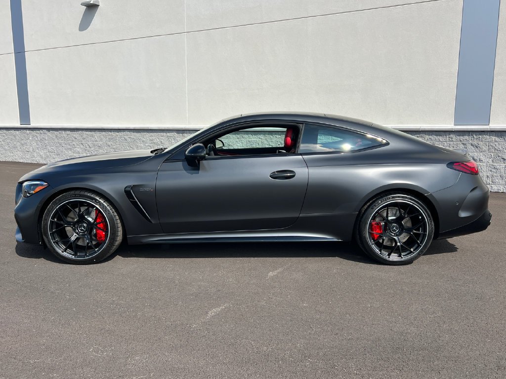 New 2027 MANUFAKTUR exclusive graphite grey magno Mercedes-Benz AMG® CLE 53 4MATIC+ Coupe image 41