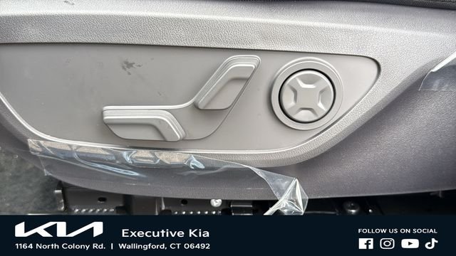 New 2027 Terrain Brown Kia X-Line S image 11