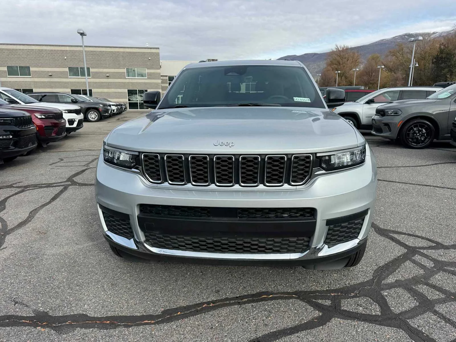 2025 Jeep Grand Cherokee L Laredo - Photo 15
