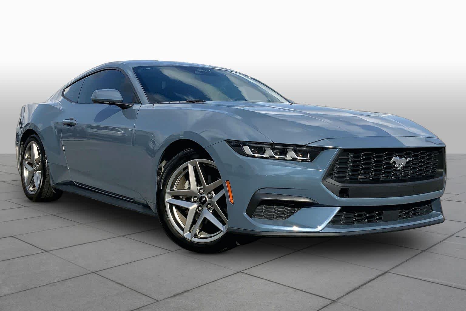 Used 2024 Vapor Blue Metallic Ford EcoBoost Premium image 3