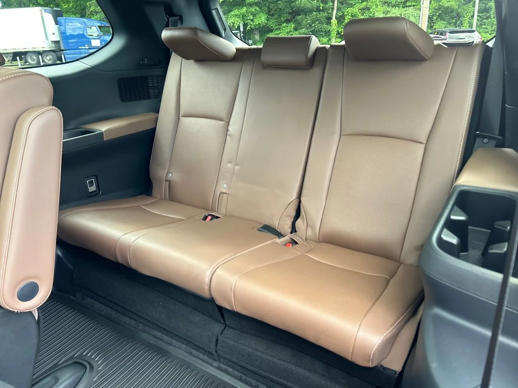 Certified Used 2025  Toyota MAX Platinum image 31