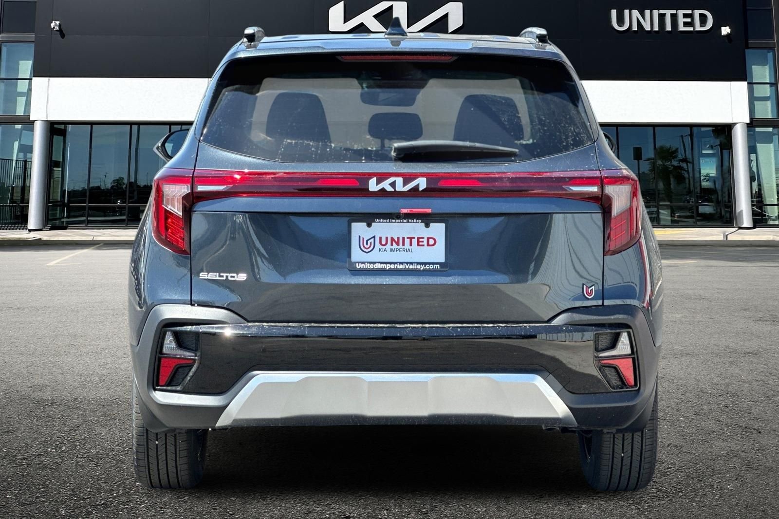 New 2026 Gray Kia S image 5