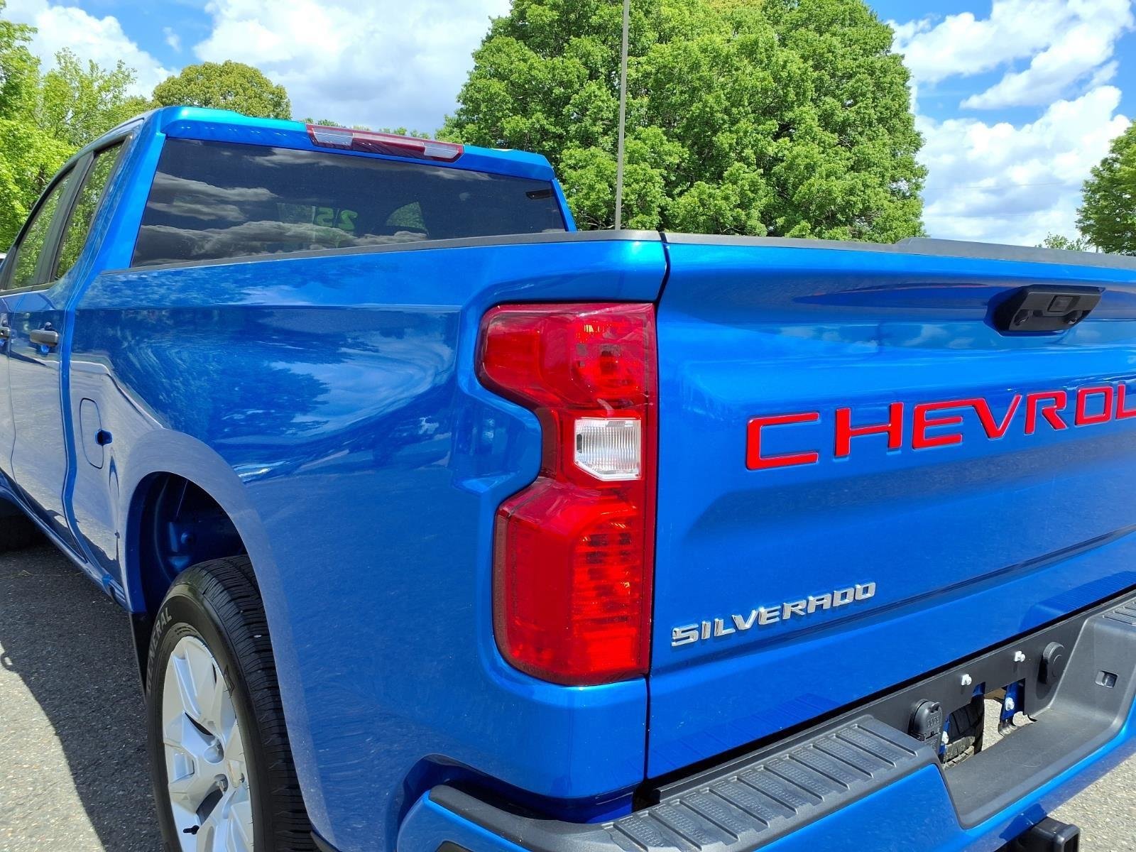 Used 2025  CHEVROLET CUSTOM image 15