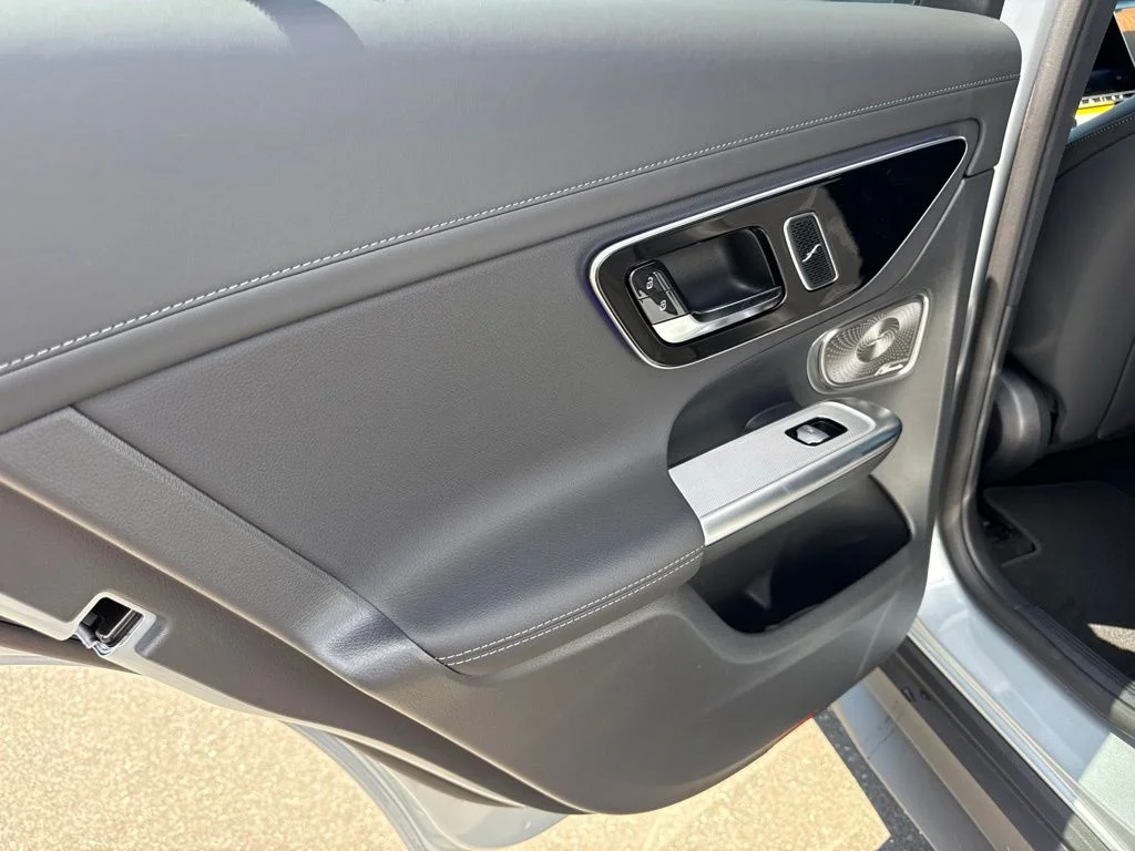 New 2026 Cirrus Silver Metallic Mercedes-Benz GLC 300 image 51