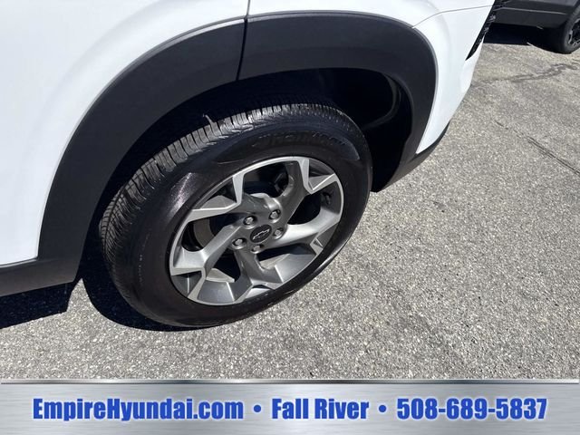 2025 Chevrolet Trax LT - Photo 13