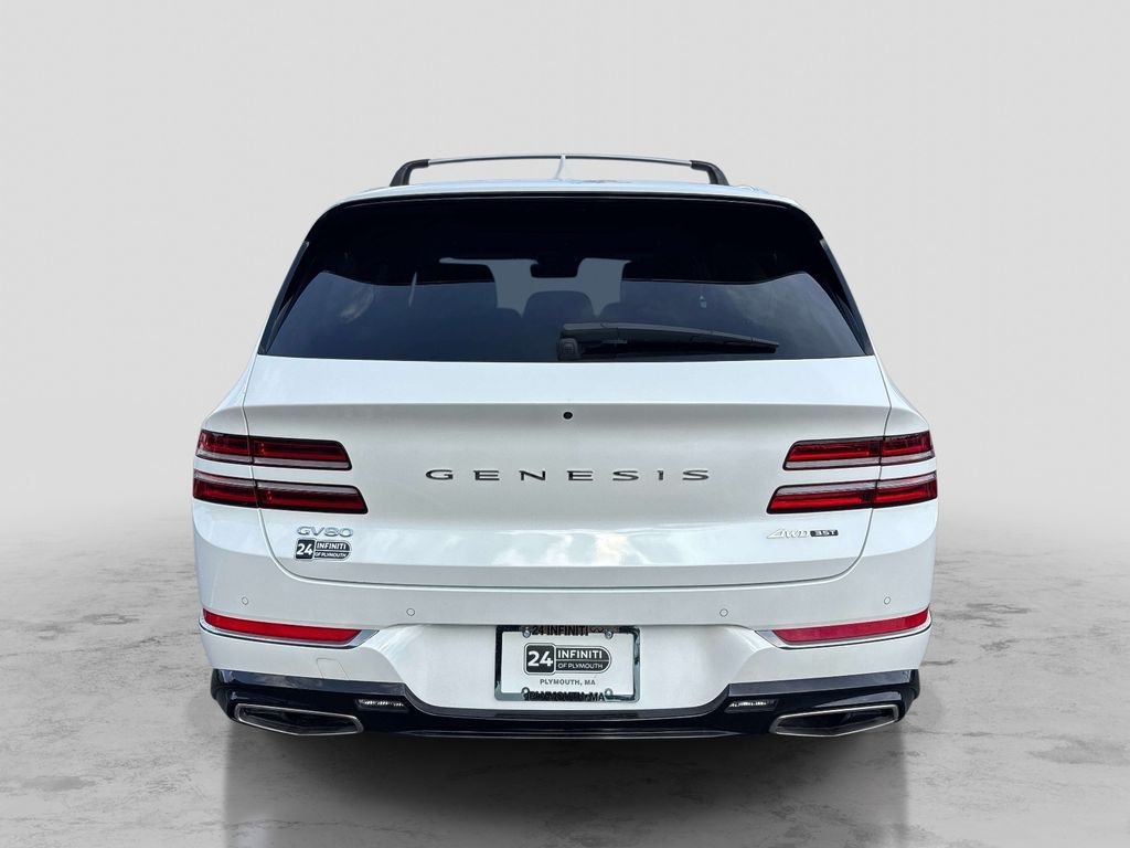 Used 2024 White Genesis 3.5T image 4