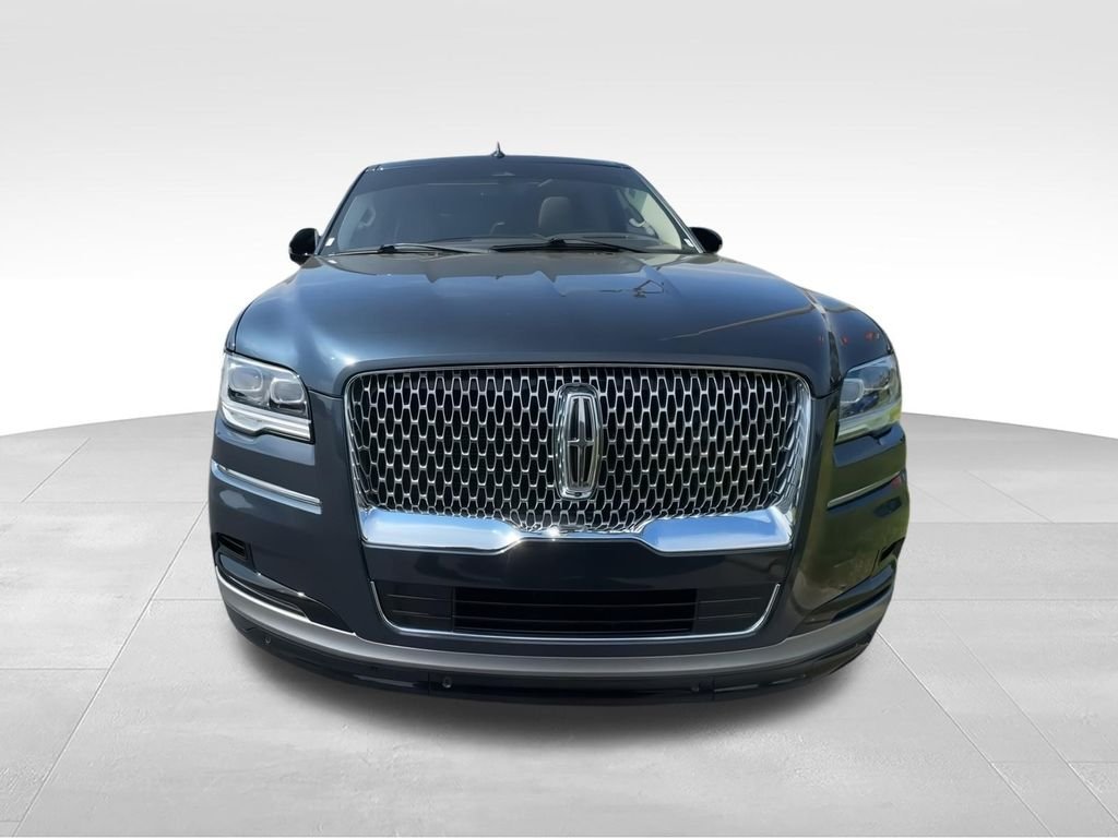Used 2024 Blue Lincoln Reserve image 3