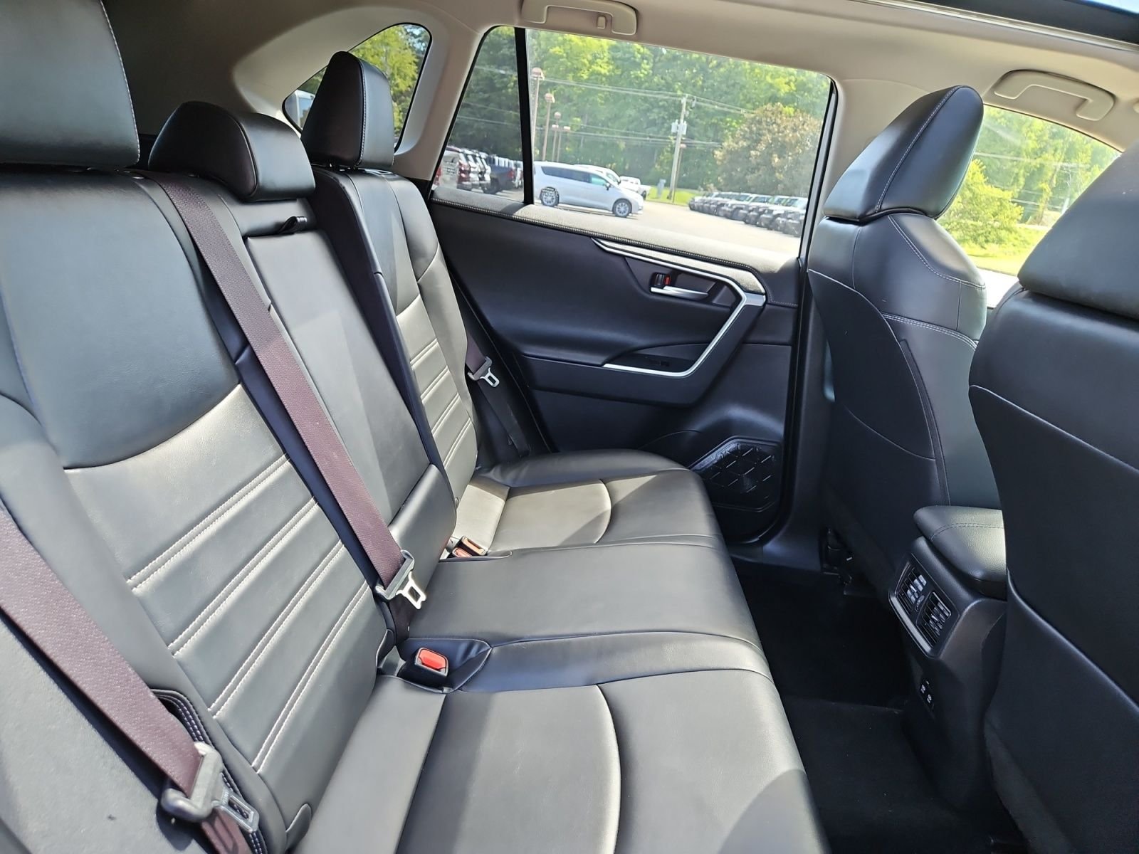 Used 2019 Silver Toyota Limited image 17