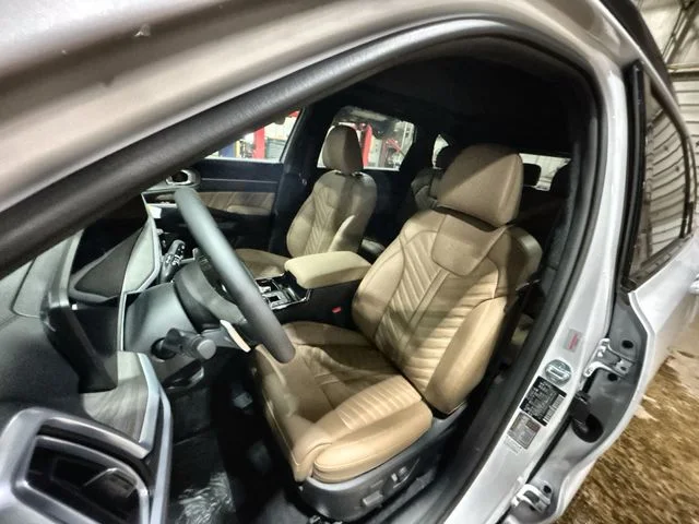 Certified Used 2025 White Kia X-Line SX Prestige image 15