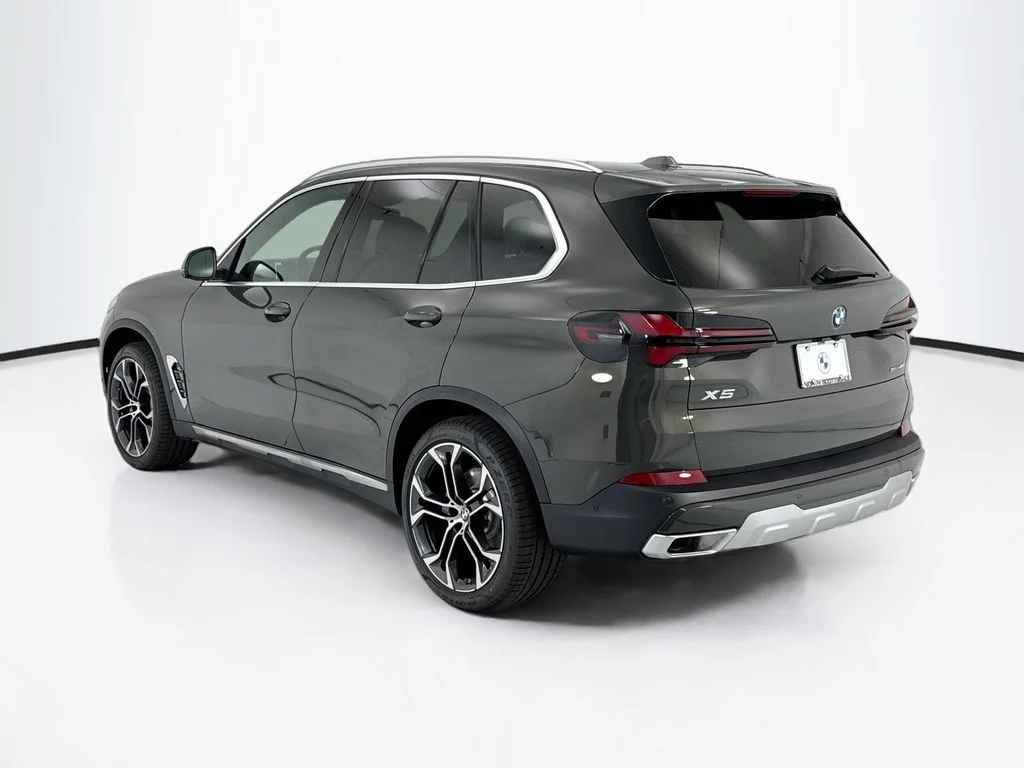 New 2026 Gray BMW sDrive40i image 7