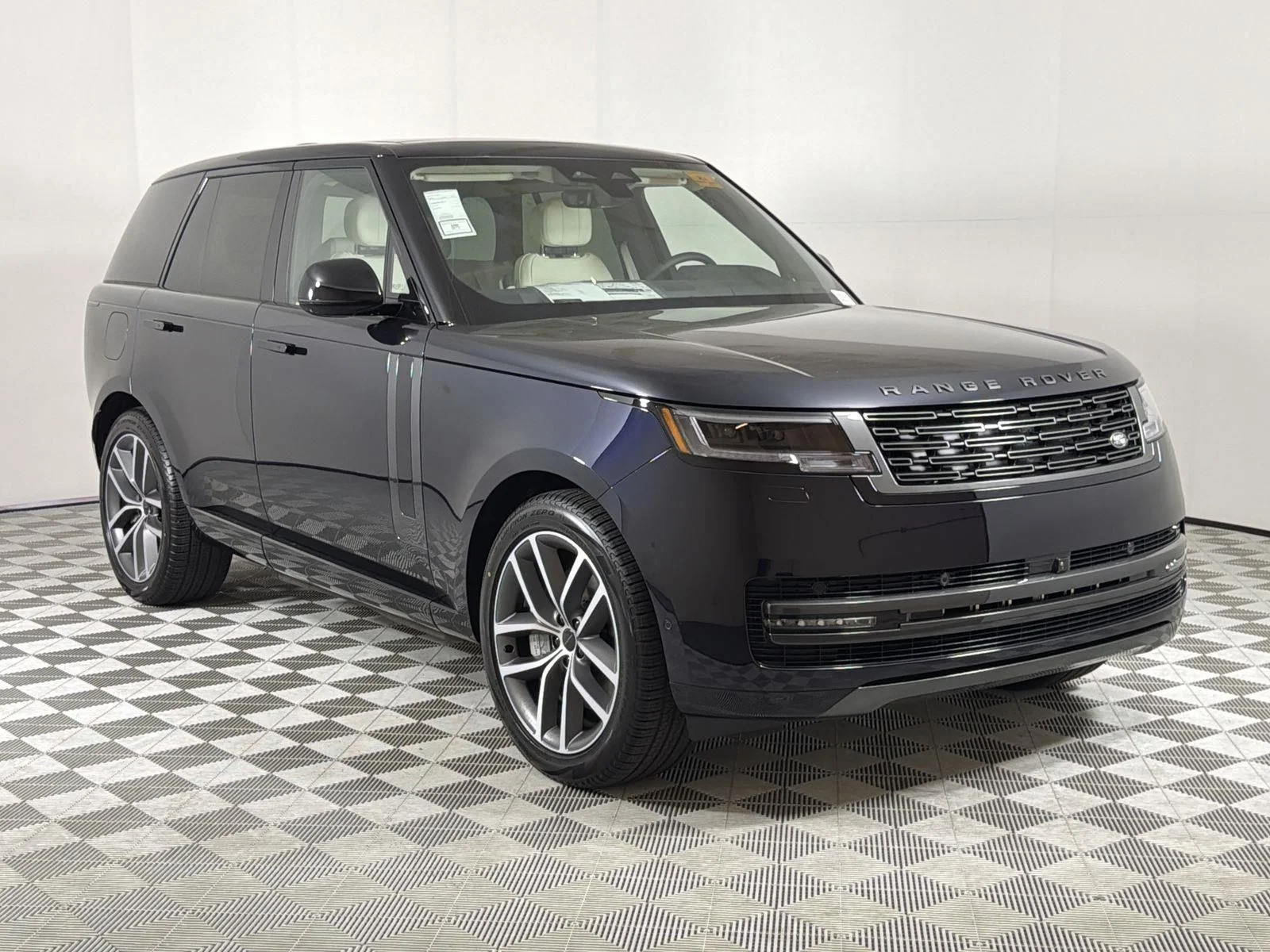 2026 Land Rover Range Rover SE - Photo 7