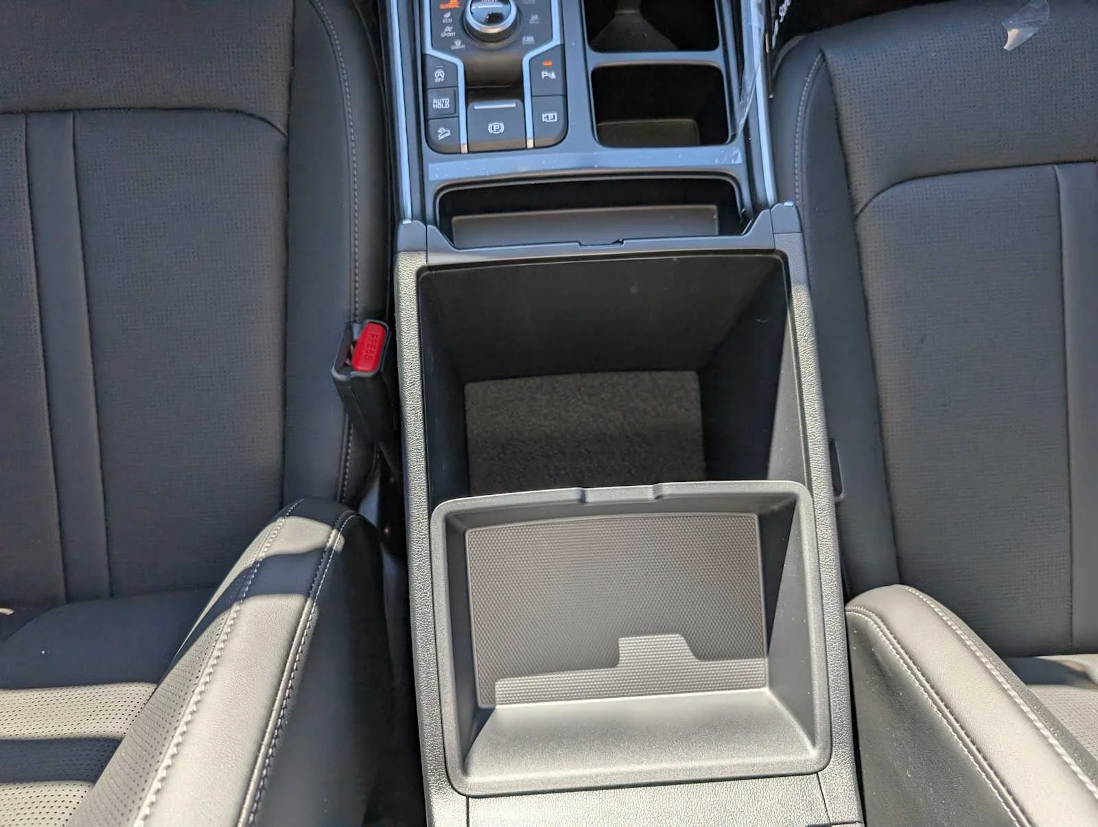 2026 Kia Sorento EX - Photo 14