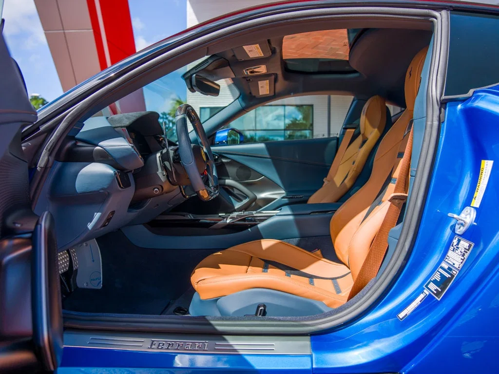 Certified Used 2025 Blu Corsa Ferrari Base image 10
