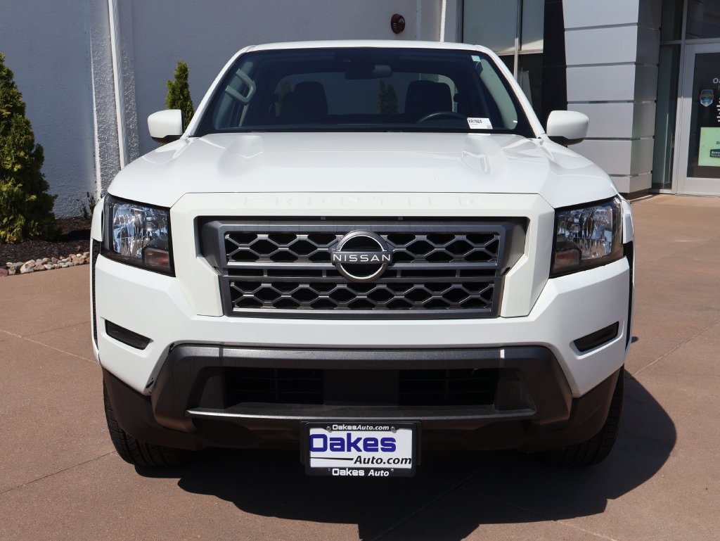 2022 Nissan Frontier SV - Photo 6