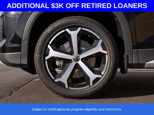 Used 2026 Black Volkswagen SE image 7