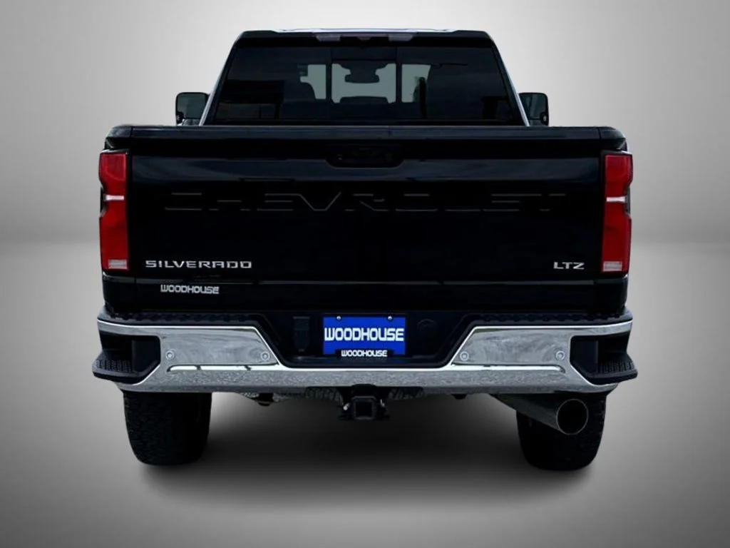 2024 Chevrolet Silverado 3500HD LTZ - Photo 6