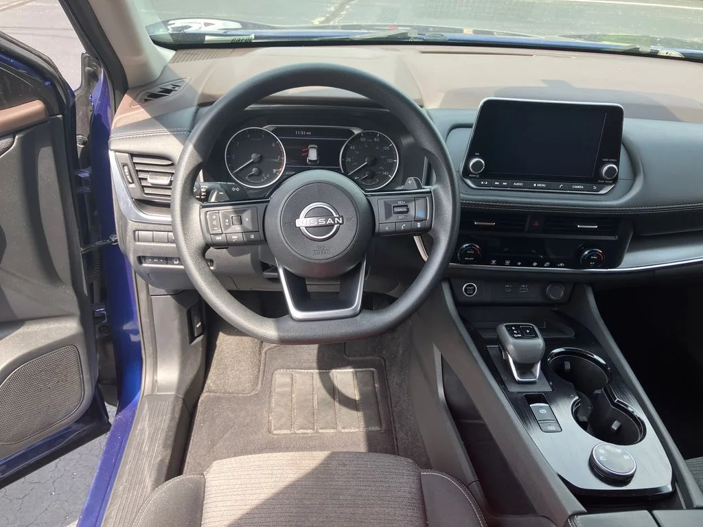 2023 Nissan Rogue SV - Photo 14