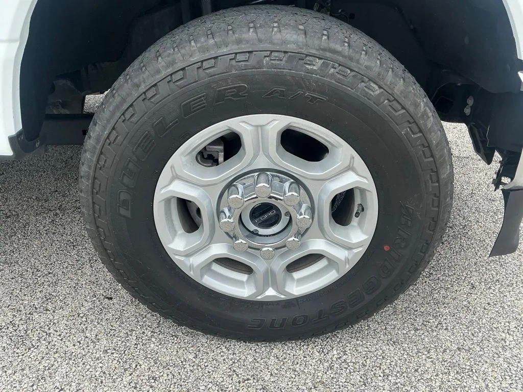Used 2025 White Ford XLT image 23