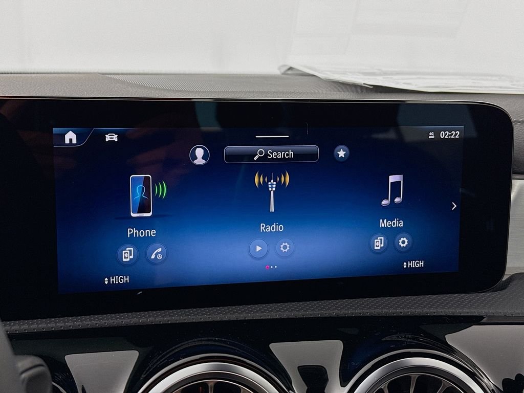New 2026 Polar White Mercedes-Benz CLA 250 image 15