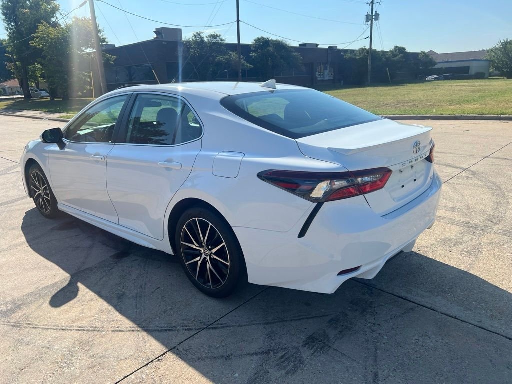 Used 2024 White Toyota SE image 8