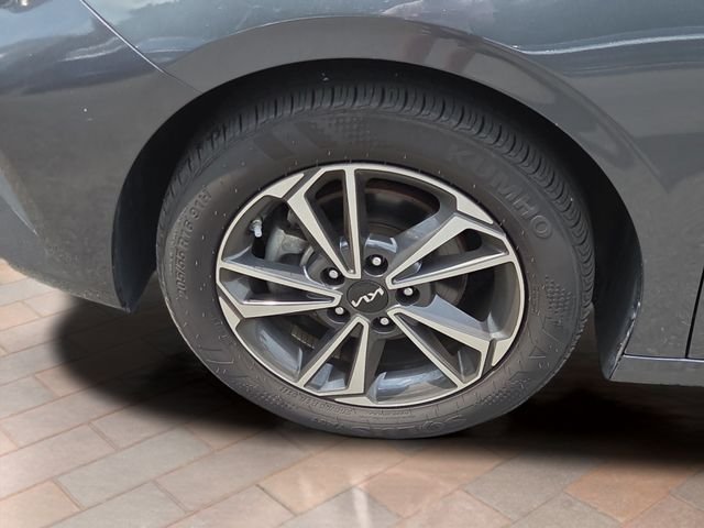 Certified Used 2024 Gray Kia LXS image 20