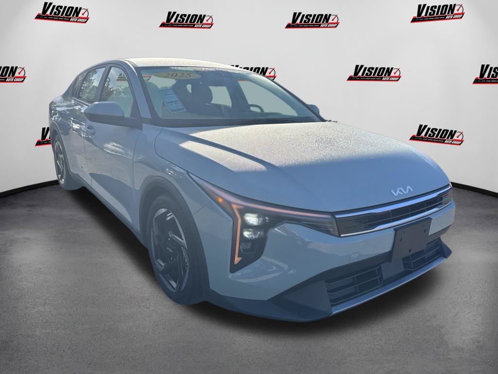 Used 2025 Gray Kia EX image 5