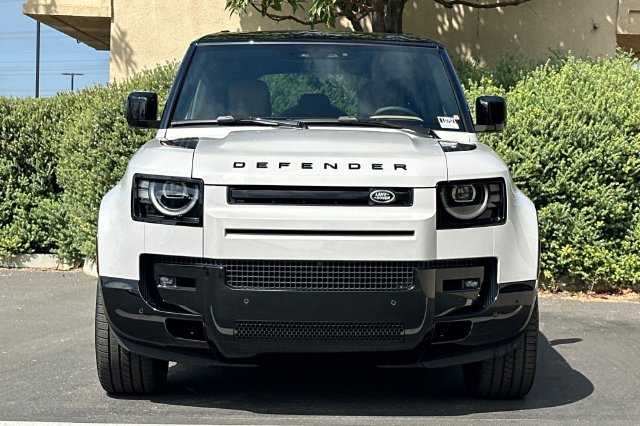 New 2026 Borasco Grey Land Rover X-Dynamic SE image 8