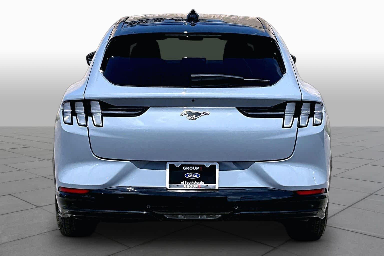 Certified Used 2025 Glacier Gray Metallic Ford Premium image 4
