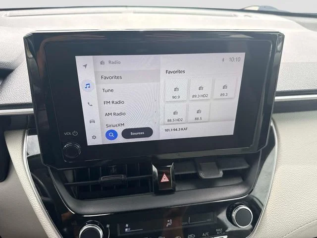 Used 2023 Beige Toyota L image 18