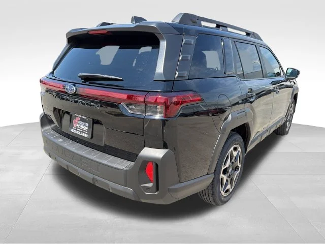 New 2026 CRYSTAL BLACK SILICA Subaru Touring image 7