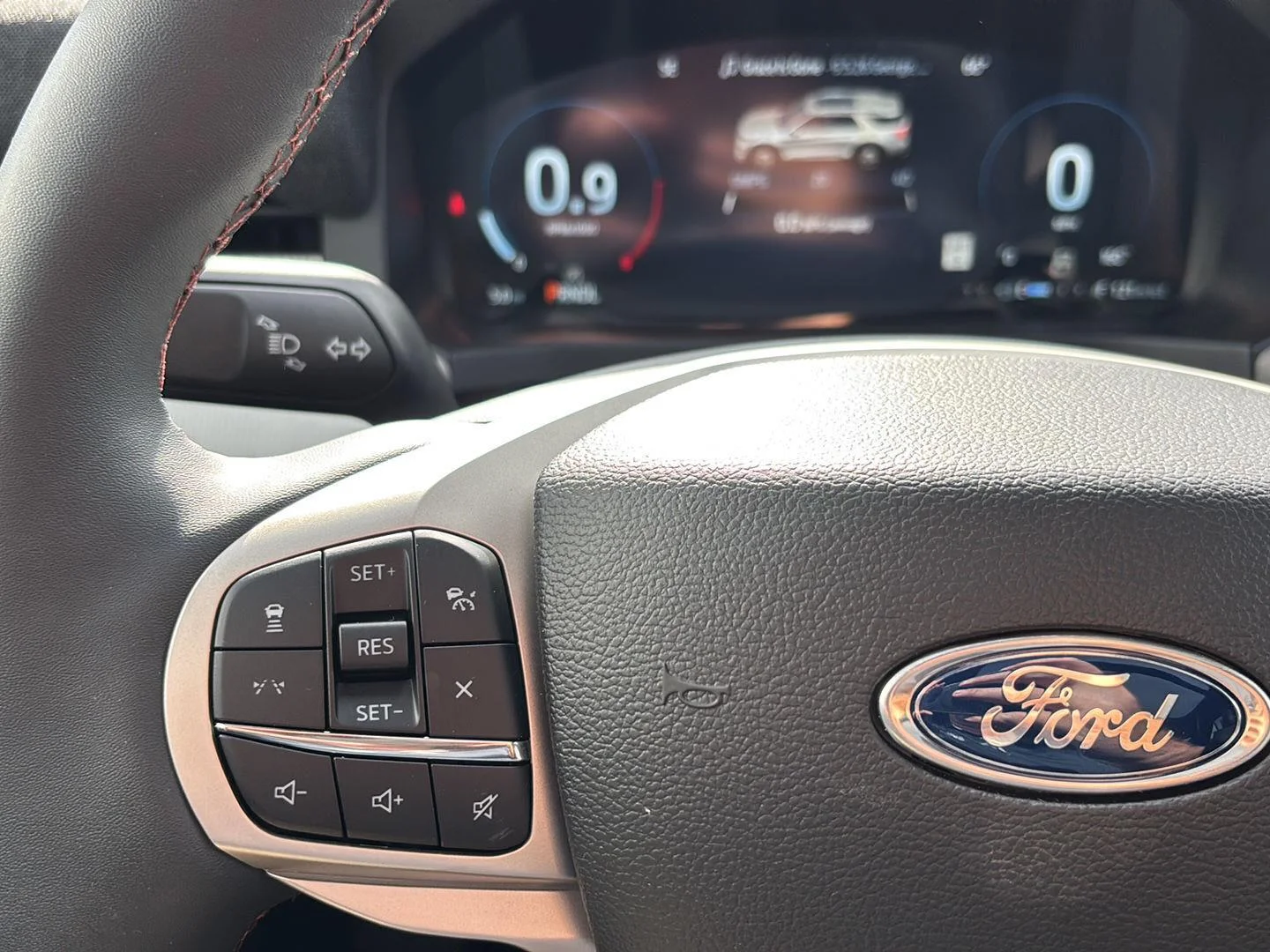 New 2027 Star White Metallic Tri-Coat Ford Active image 18