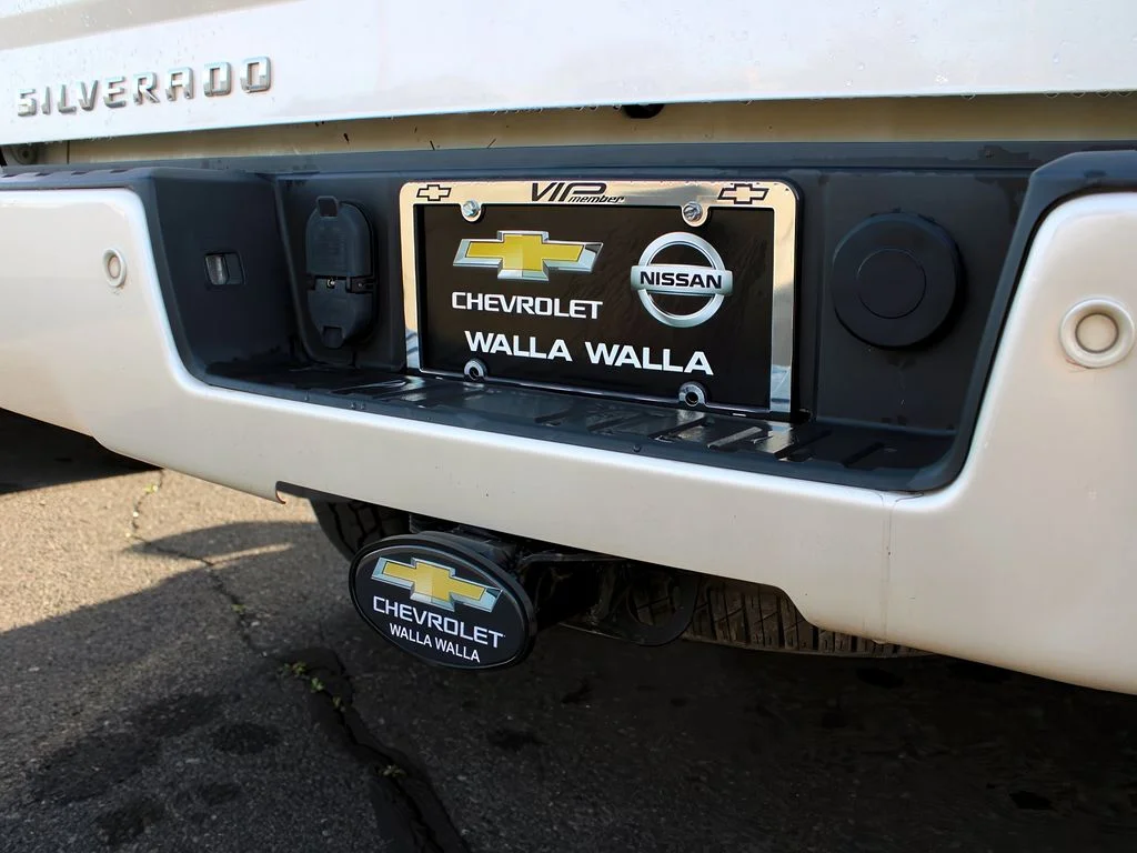 Used 2015 WHITE DIAMOND TRICOAT Chevrolet High Country image 15