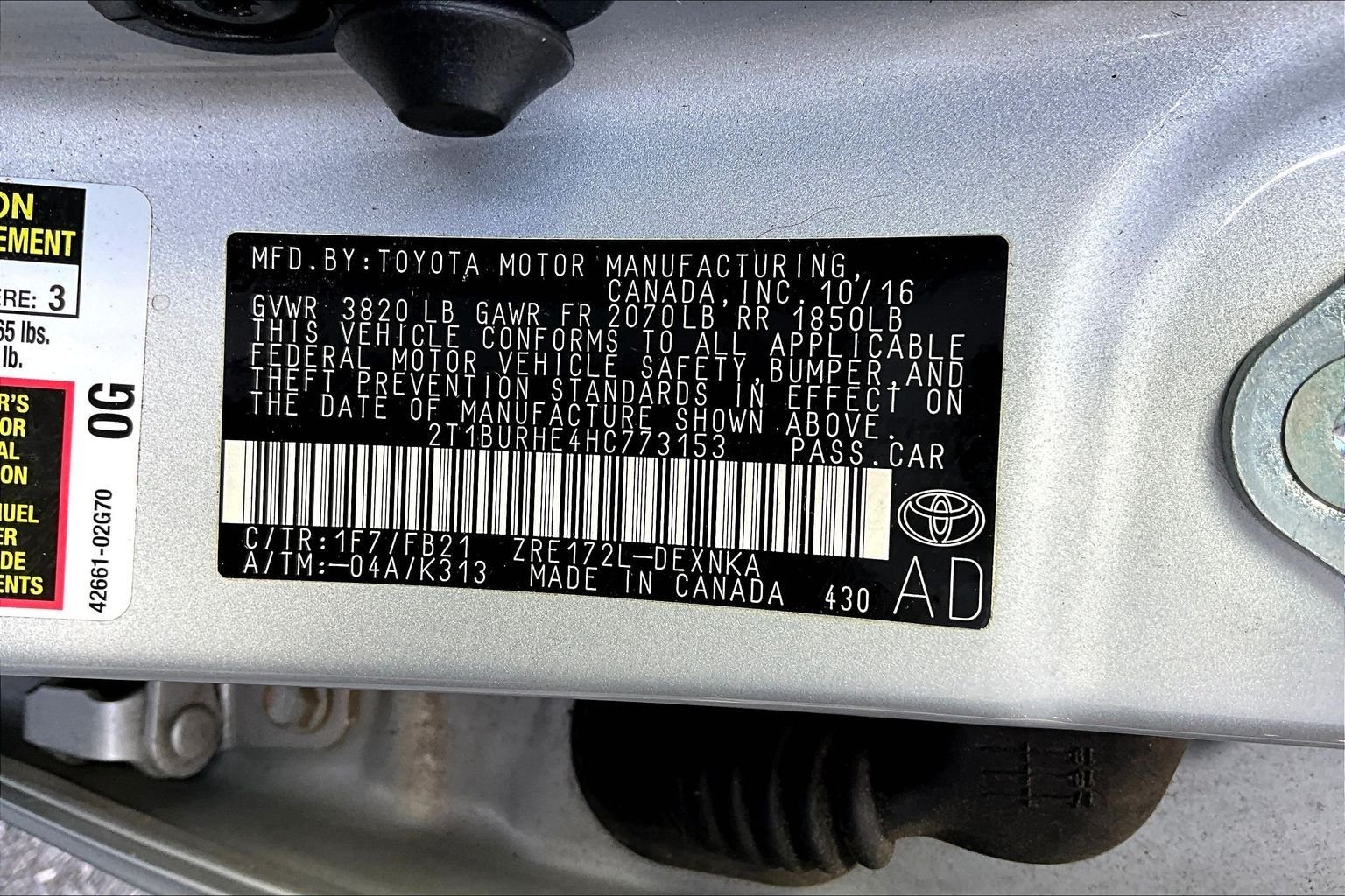 Used 2017 Silver Toyota LE image 17